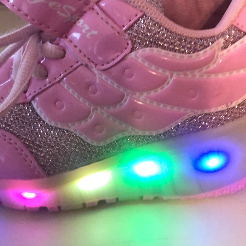 Light up roller sneakers